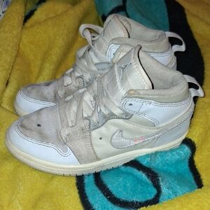 Jordans Kids Size 13C Excellent Condition Nike